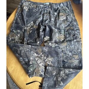 Columbia HM8023 Camo Pants Mens Size 44x32 Forest Leaves Hunting Cargo Outdoor